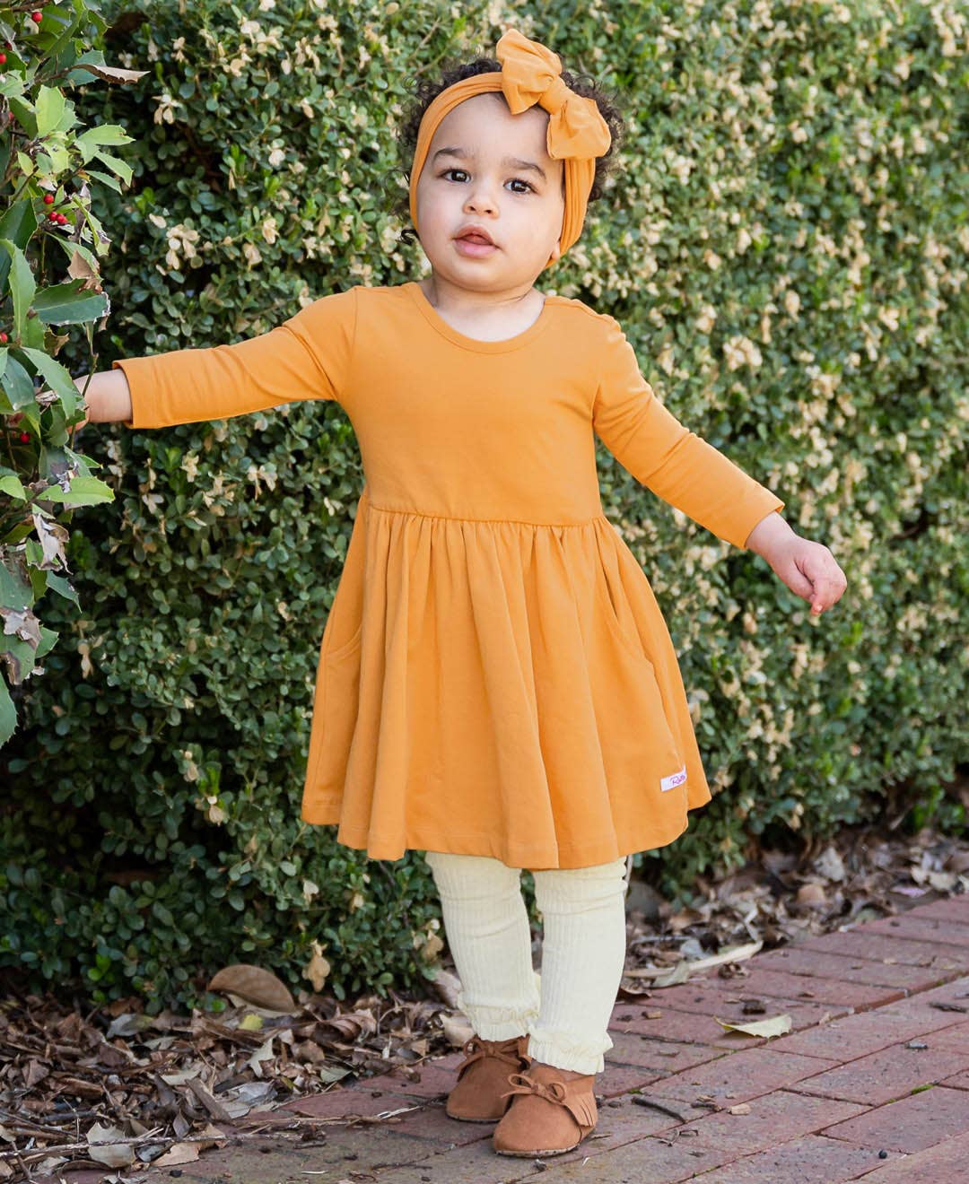 Girls Oatmeal Rib Knit Footless Ruffled Tights - Image 3