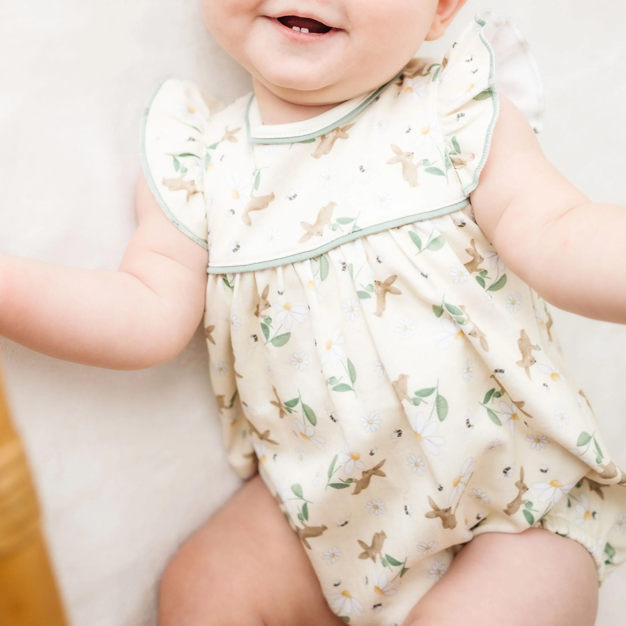 Bunny's Daisy Garden Print Bubble by Luna and Arlo - Image 3